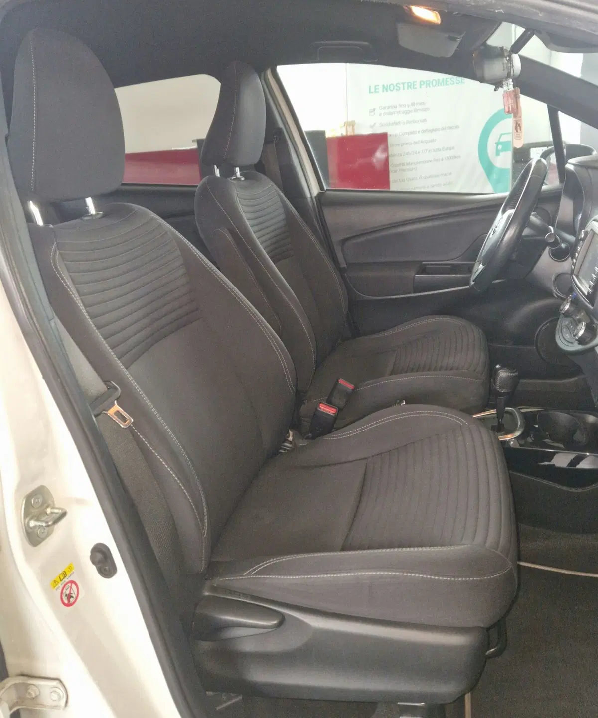 Toyota Yaris usata a Terni (8)