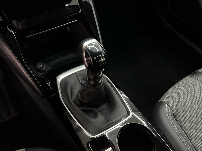 Peugeot 208 usata a Roma (16)