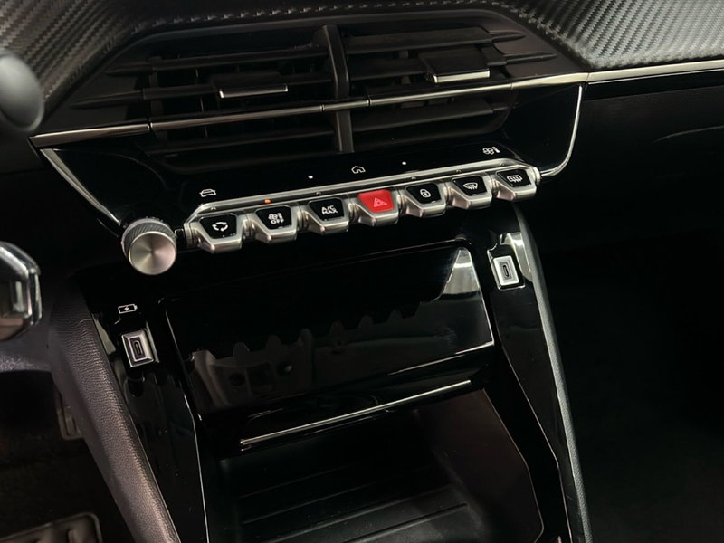 Peugeot 208 usata a Roma (19)