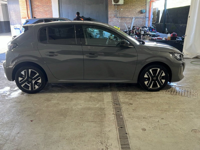 Peugeot 208 usata a Roma (6)