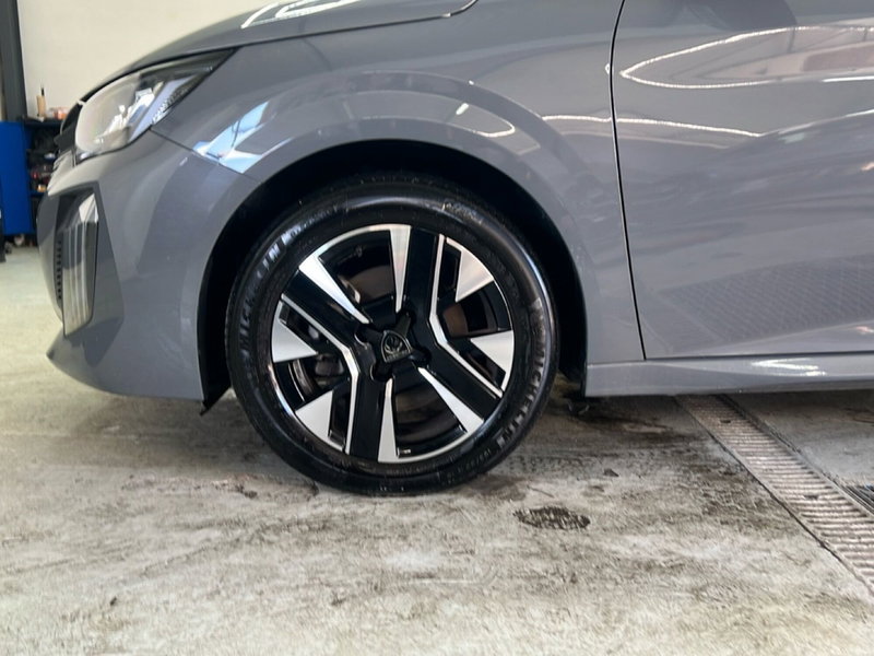 Peugeot 208 usata a Roma (9)