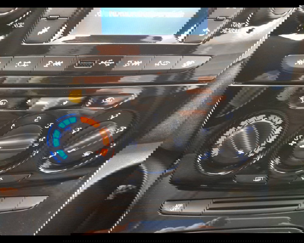 Lancia Ypsilon usata a Savona (12)