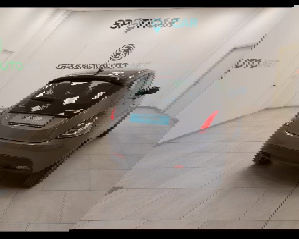 Lancia Ypsilon usata a Savona (5)