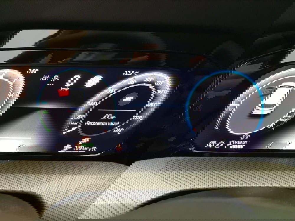 Volkswagen Golf nuova a Lucca (16)