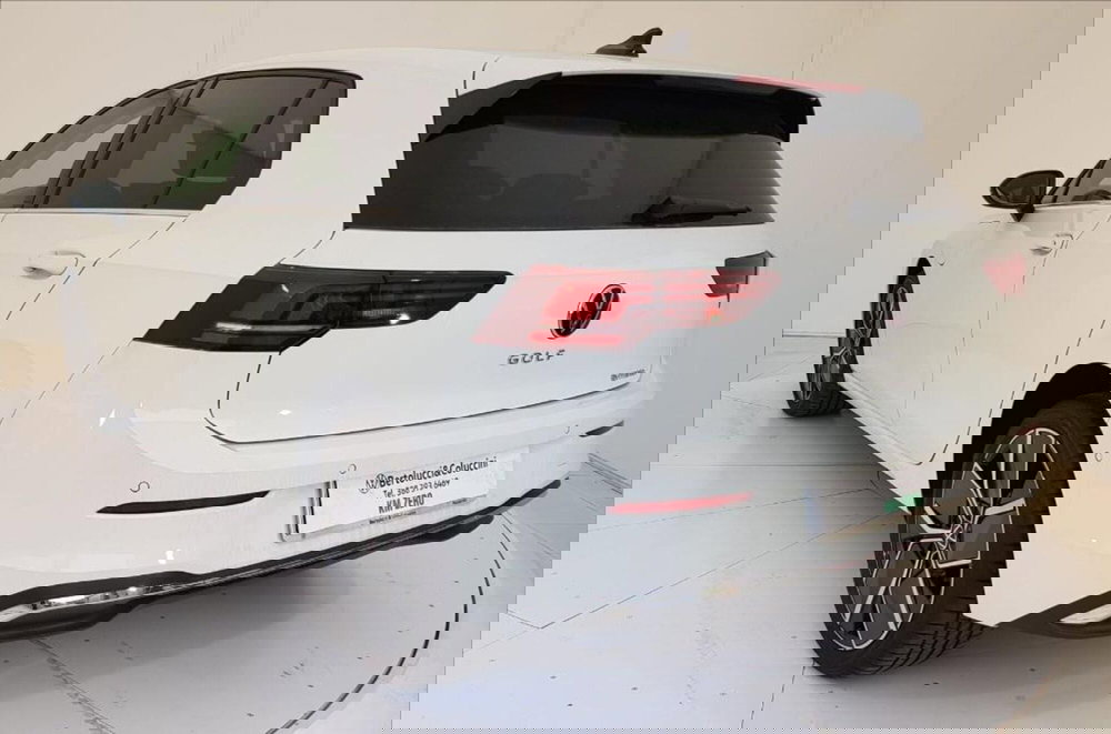 Volkswagen Golf nuova a Lucca (4)