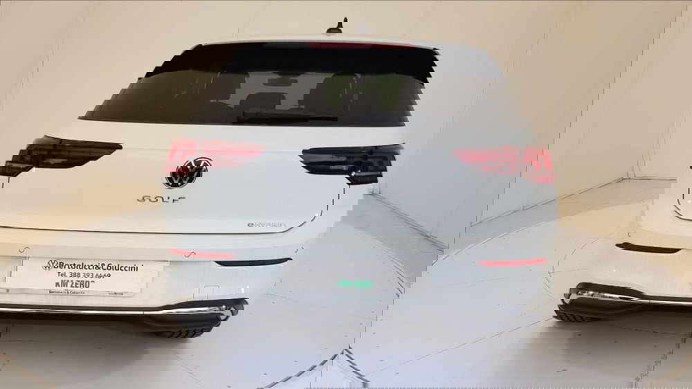 Volkswagen Golf nuova a Lucca (5)