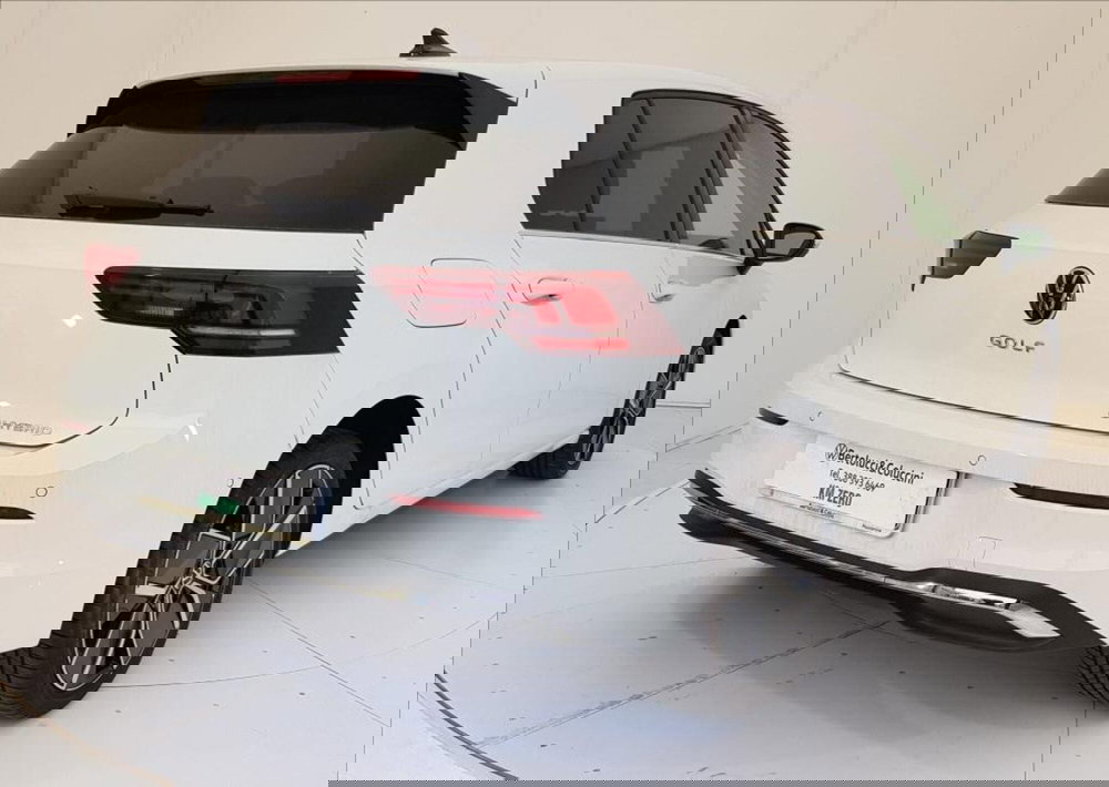 Volkswagen Golf nuova a Lucca (6)