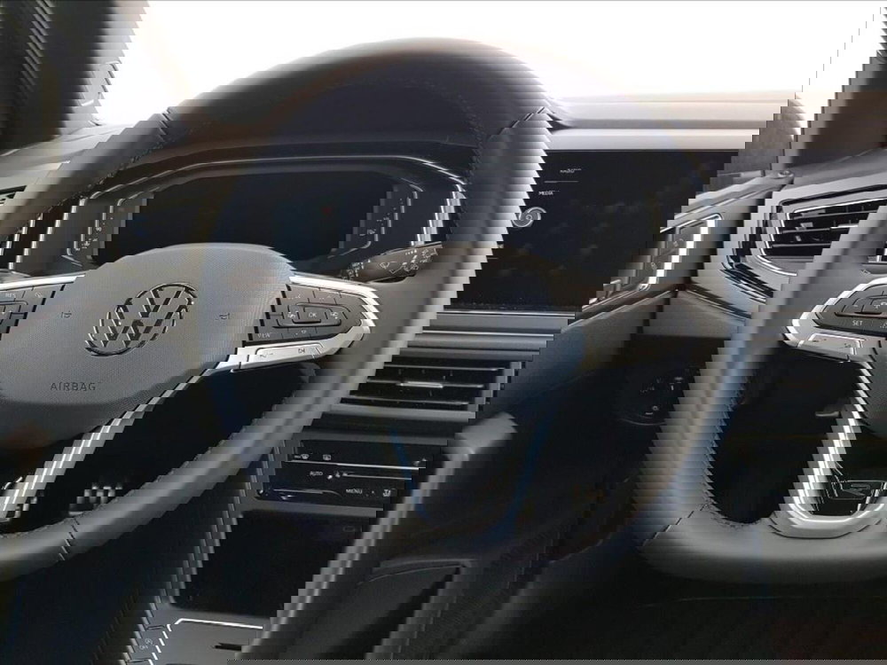 Volkswagen Polo nuova a Lucca (14)