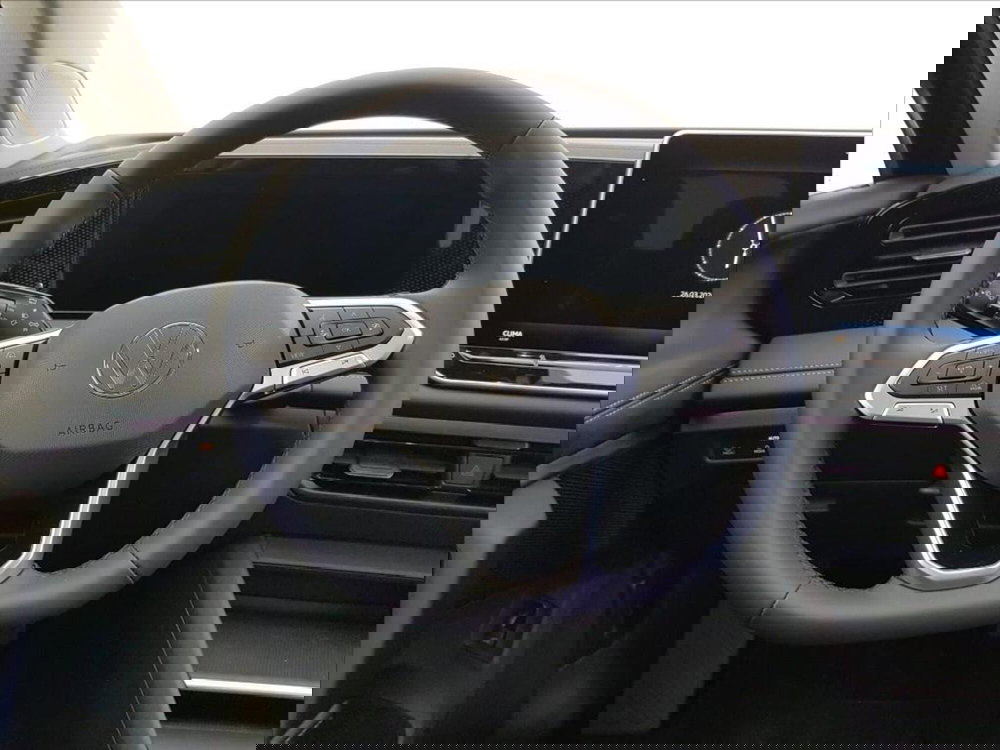 Volkswagen Tiguan nuova a Lucca (14)