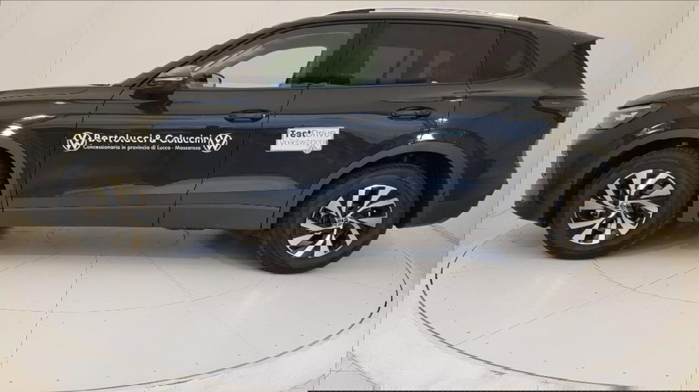 Volkswagen Tiguan nuova a Lucca (3)