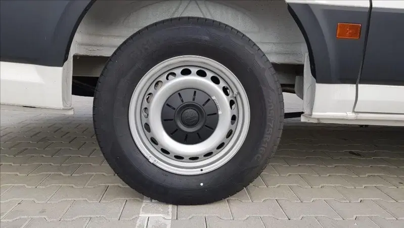 Volkswagen Veicoli Commerciali Crafter Furgone nuova a Lucca (11)