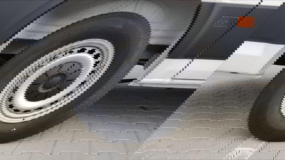 Volkswagen Veicoli Commerciali Crafter Furgone nuova a Lucca (11)