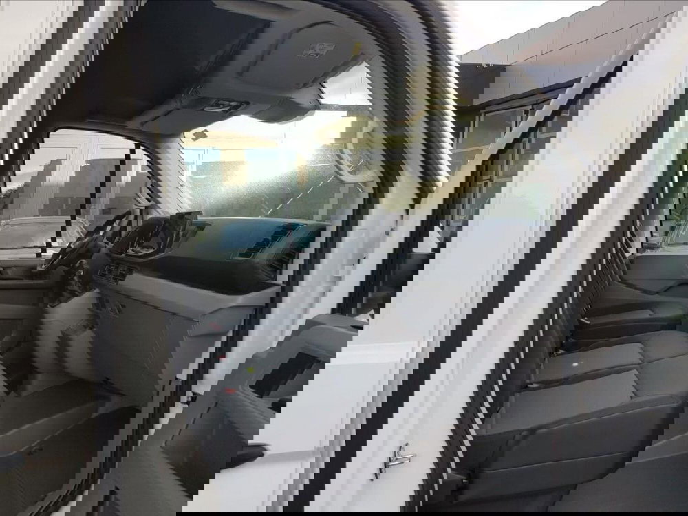 Volkswagen Veicoli Commerciali Crafter Furgone nuova a Lucca (12)