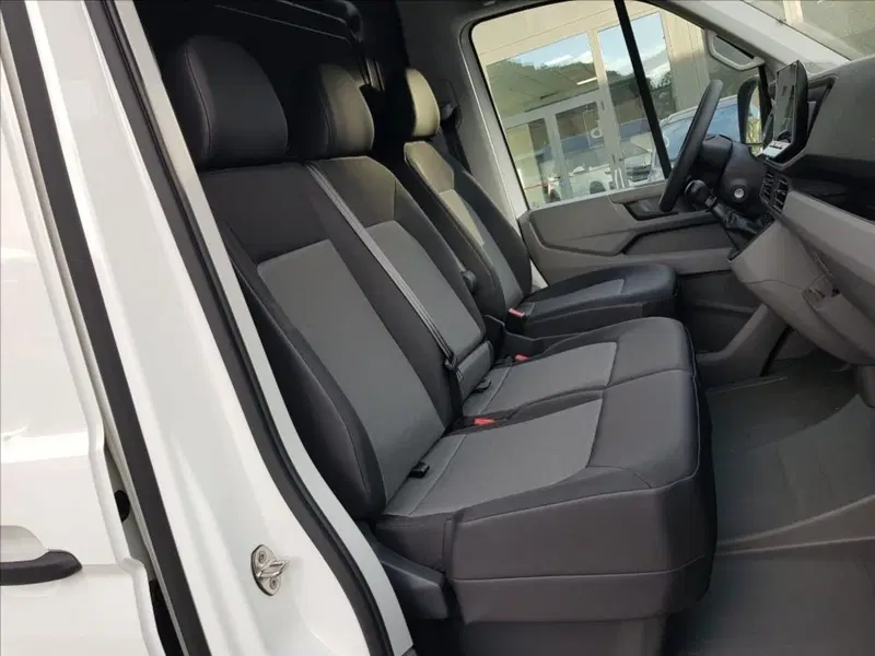 Volkswagen Veicoli Commerciali Crafter Furgone nuova a Lucca (13)