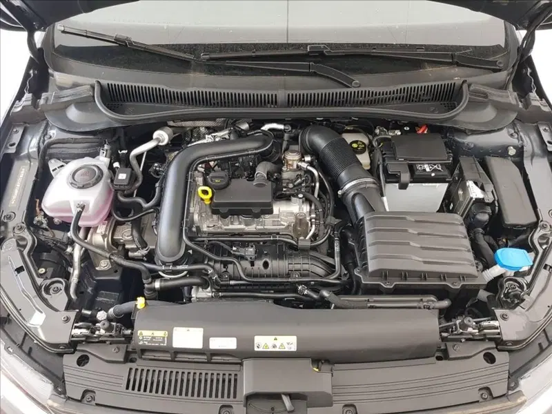 Volkswagen Polo nuova a Lucca (17)