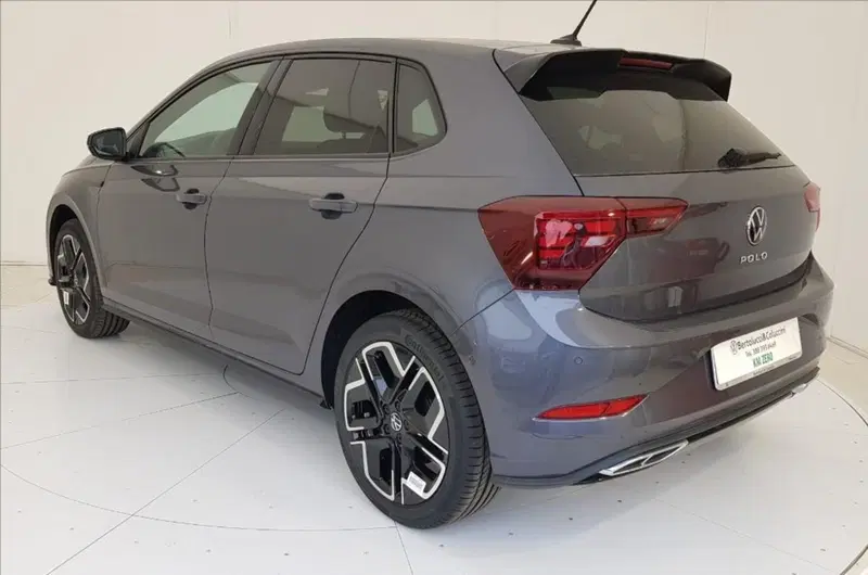 Volkswagen Polo nuova a Lucca (4)
