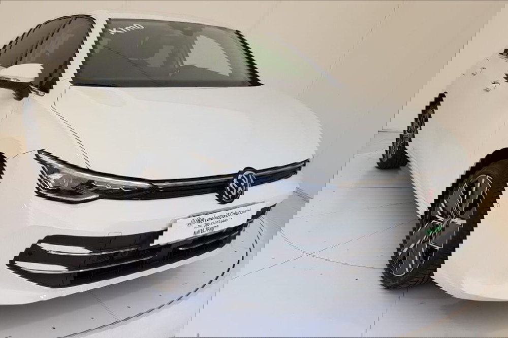 Volkswagen Golf nuova a Lucca (8)