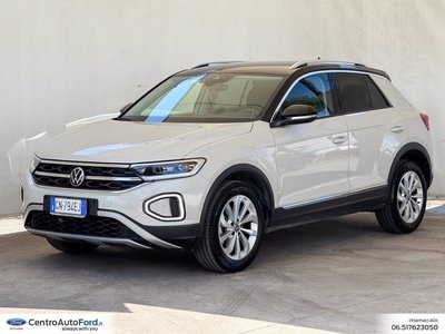 Volkswagen T-Roc 1.0 TSI Style del 2023 usata a Albano Laziale