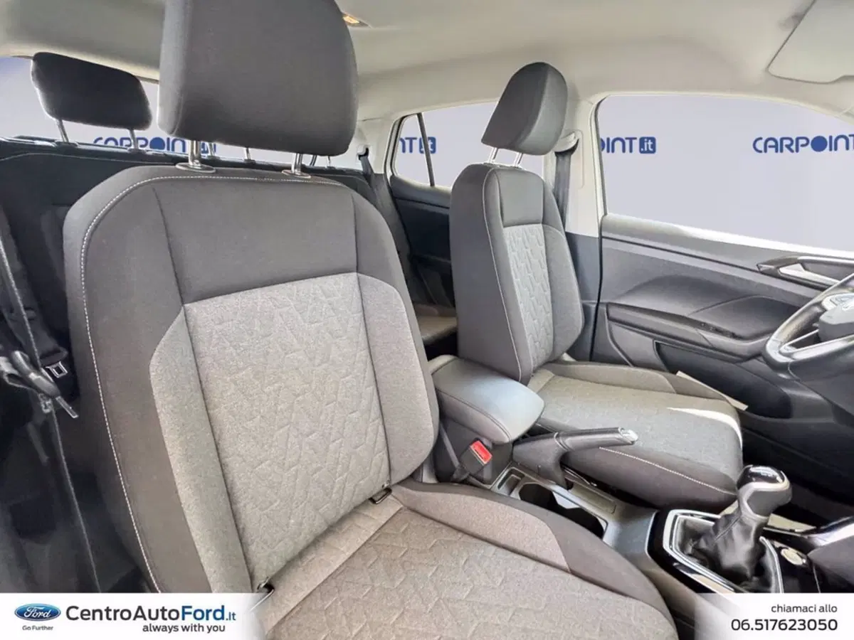 Volkswagen T-Cross usata a Roma (7)