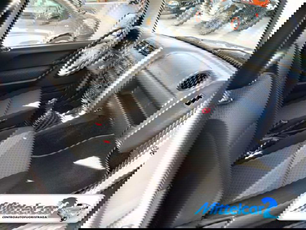 Suzuki Jimny usata a Udine (10)