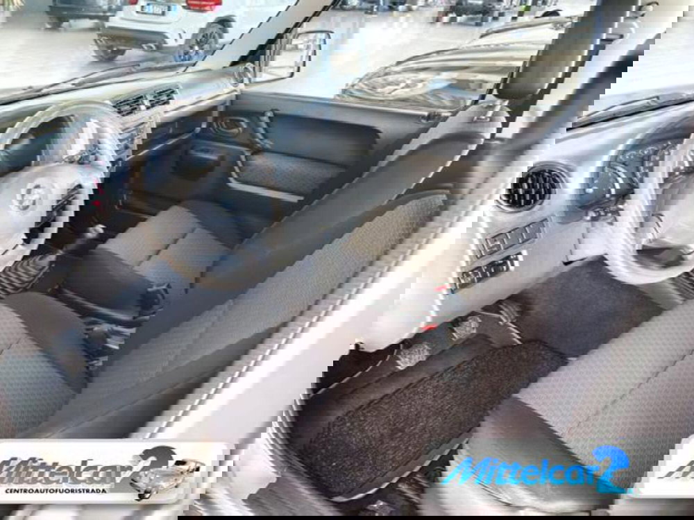Suzuki Jimny usata a Udine (8)