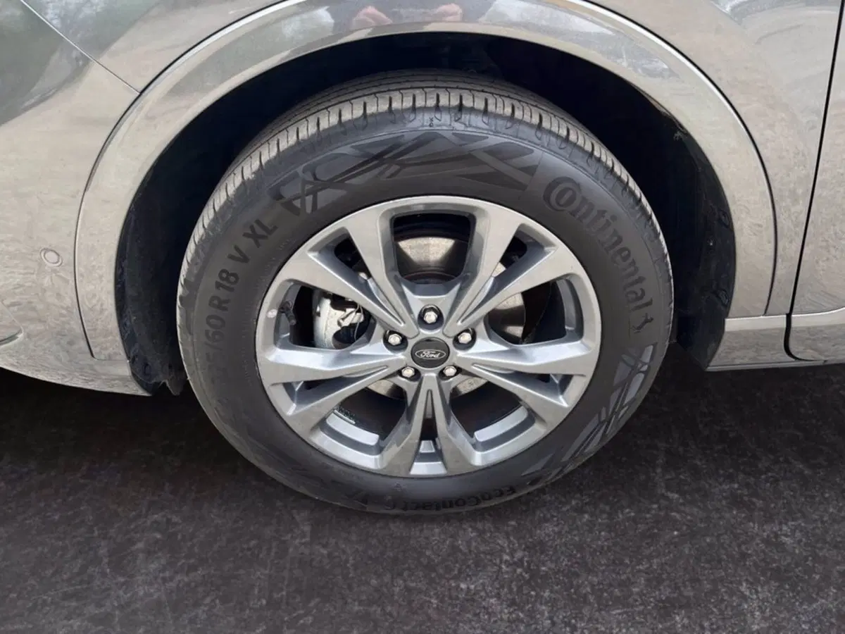 Ford Kuga usata a Milano (9)