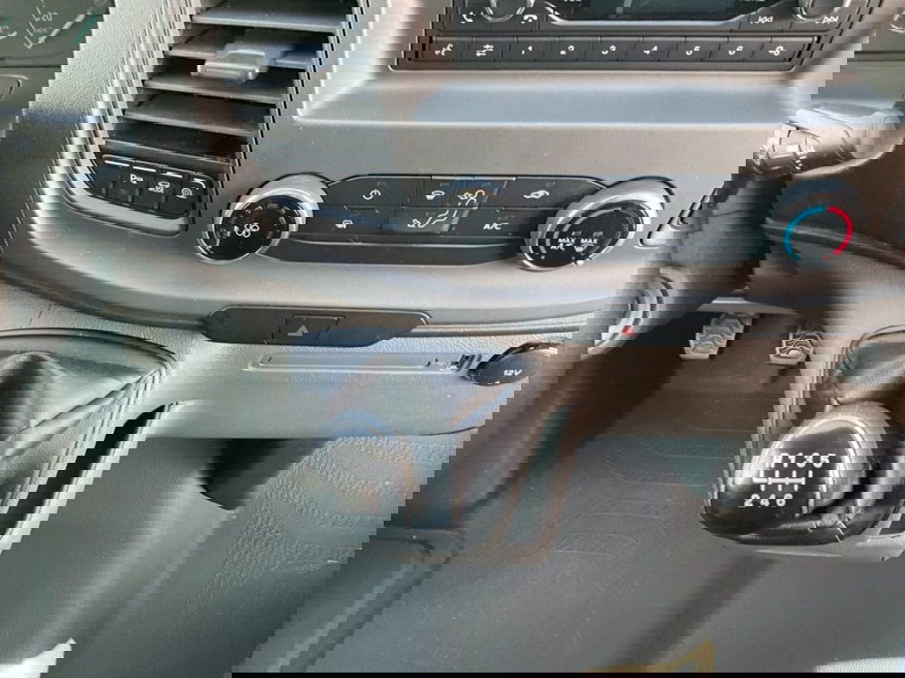 Ford Transit Custom Furgone usata a Milano (11)