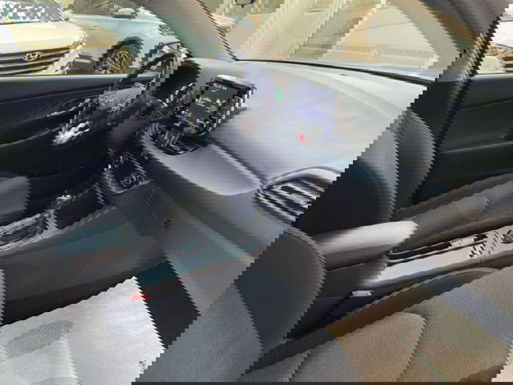 Hyundai i30 usata a Milano (12)