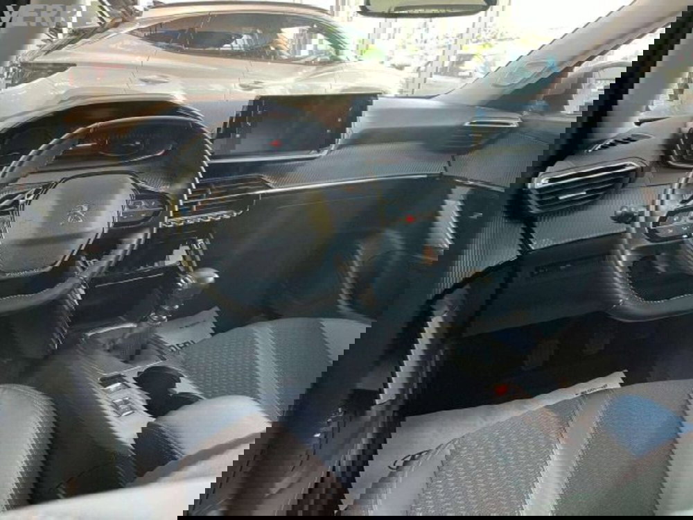 Peugeot 2008 usata a Milano (10)