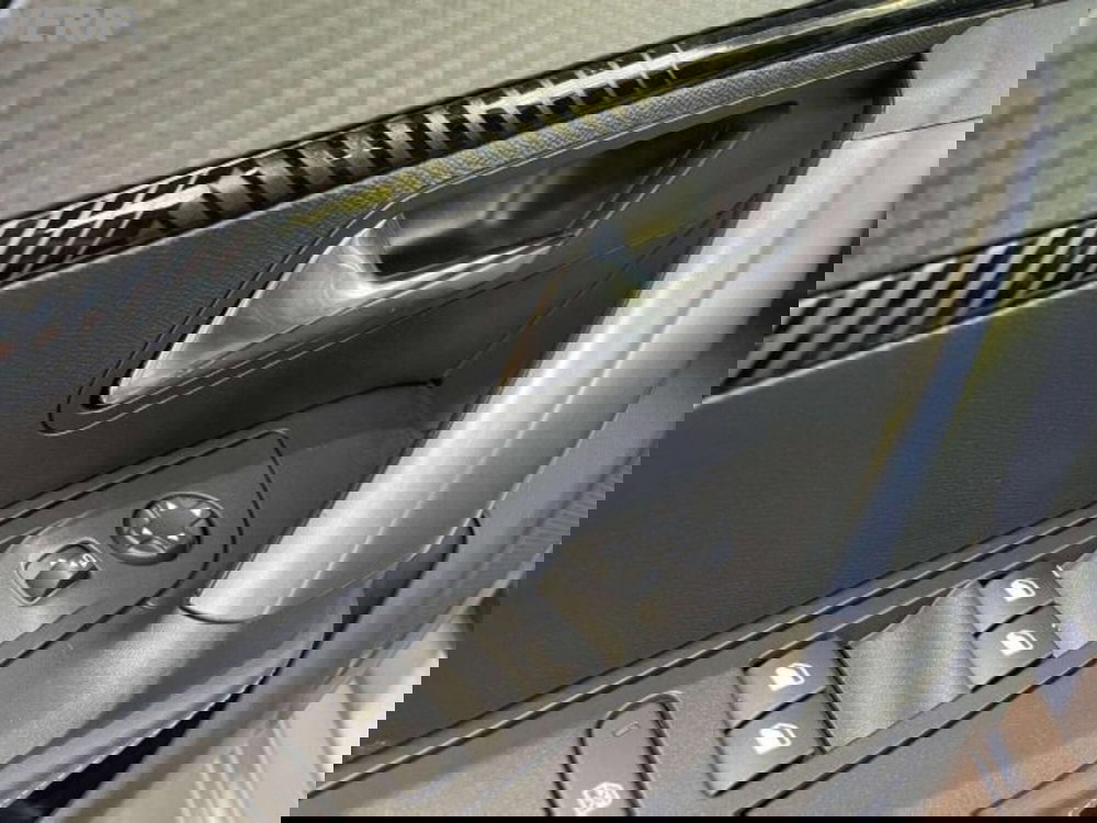 Peugeot 2008 usata a Milano (13)