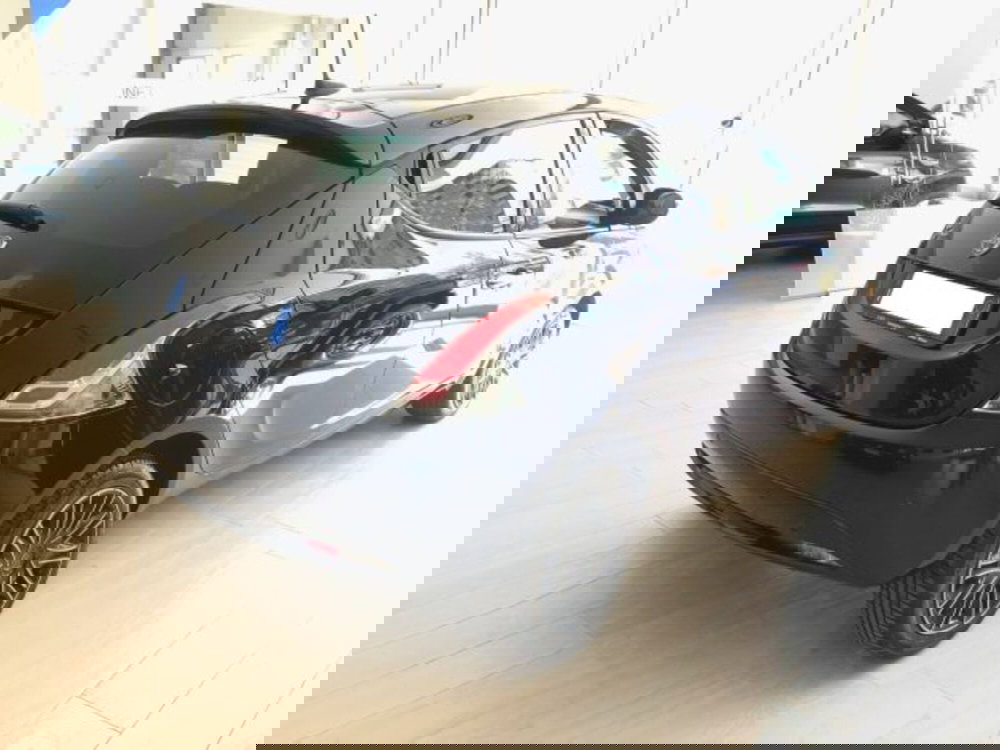 Lancia Ypsilon usata a Torino (4)