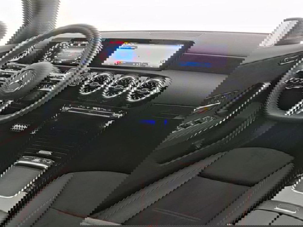 Mercedes-Benz Classe A Sedan usata a Milano (5)