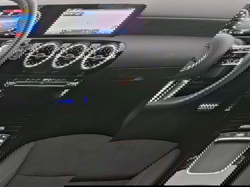 Mercedes-Benz Classe A Sedan usata a Milano (7)