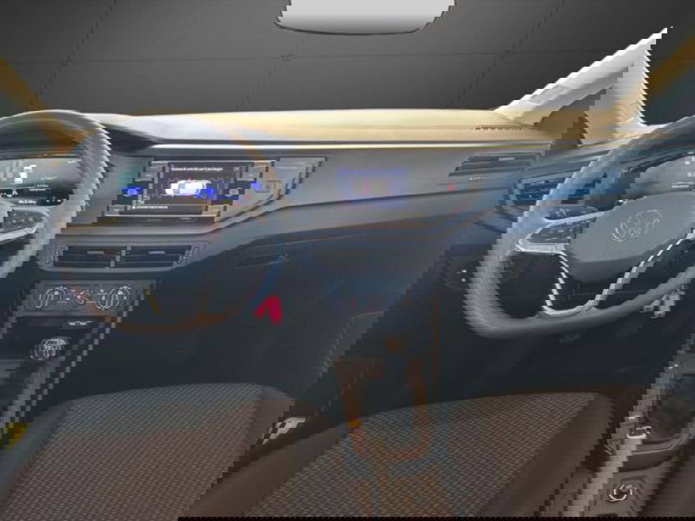 Volkswagen Taigo usata a Milano (10)