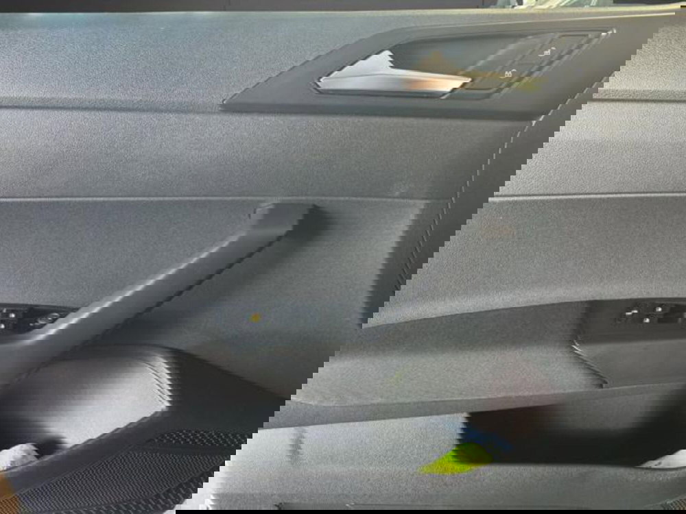 Volkswagen Taigo usata a Milano (11)