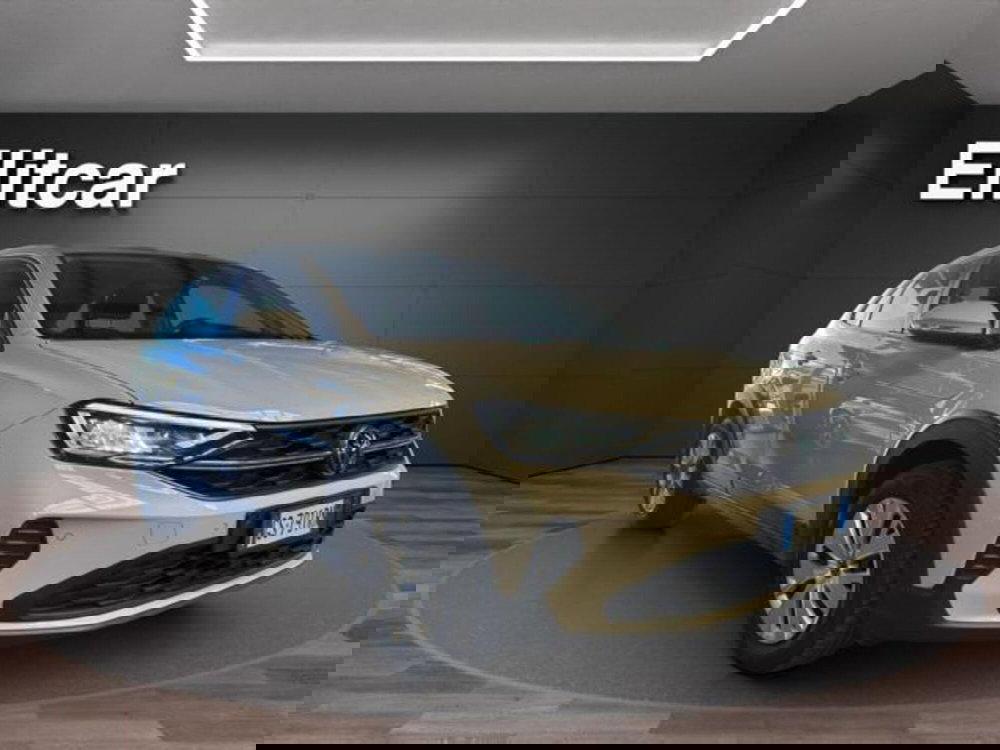 Volkswagen Taigo usata a Milano (3)