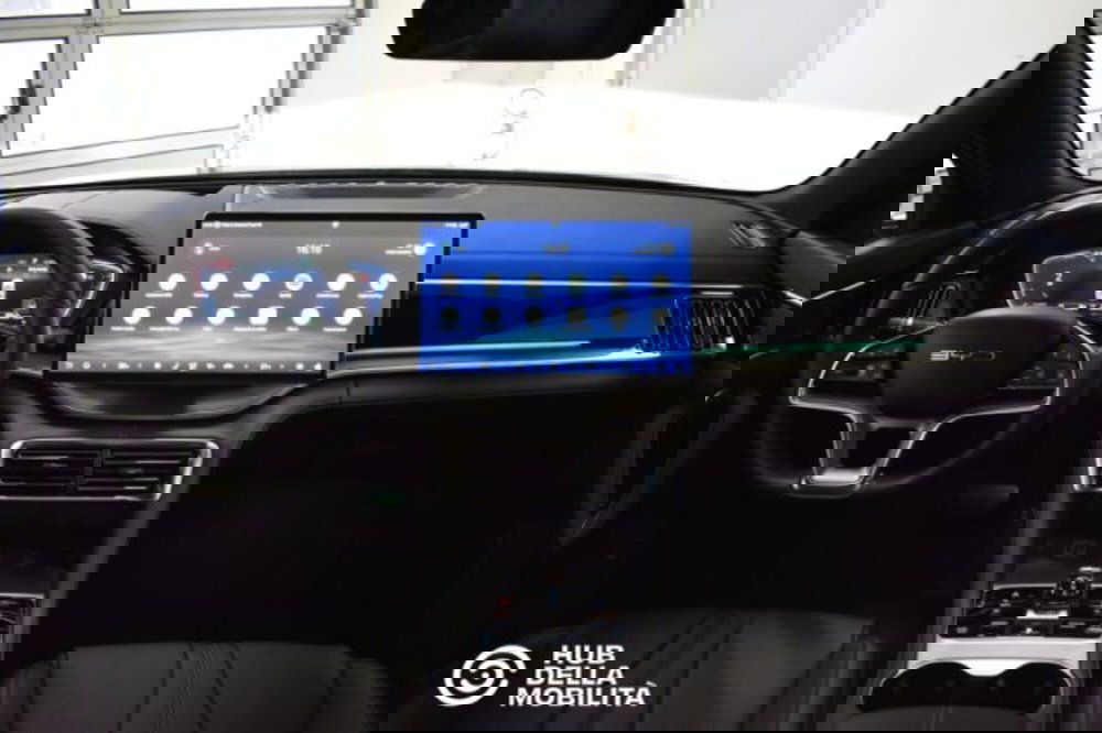 Byd Seal U DM-i  usata a Perugia (11)