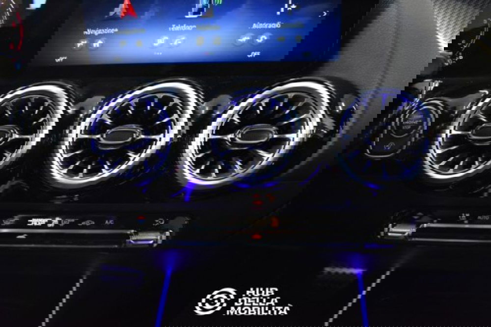 Mercedes-Benz GLA SUV usata a Perugia (14)