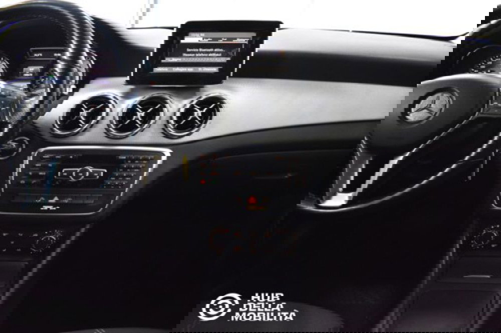 Mercedes-Benz GLA SUV usata a Perugia (11)