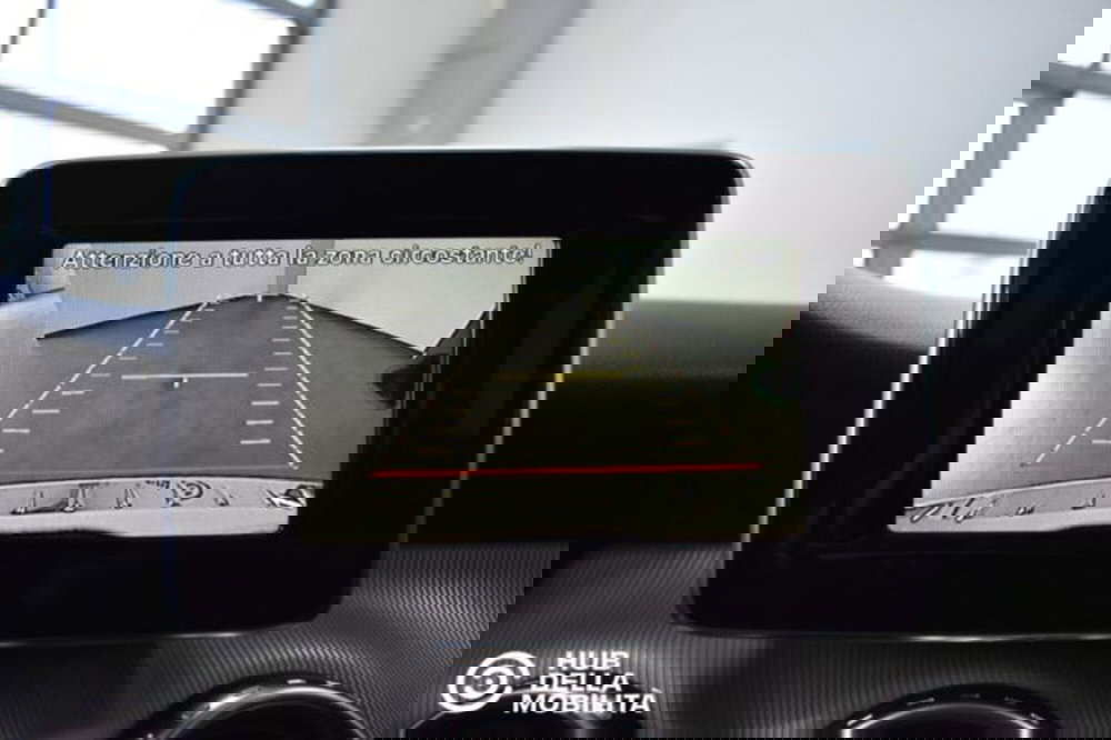 Mercedes-Benz GLA SUV usata a Perugia (14)