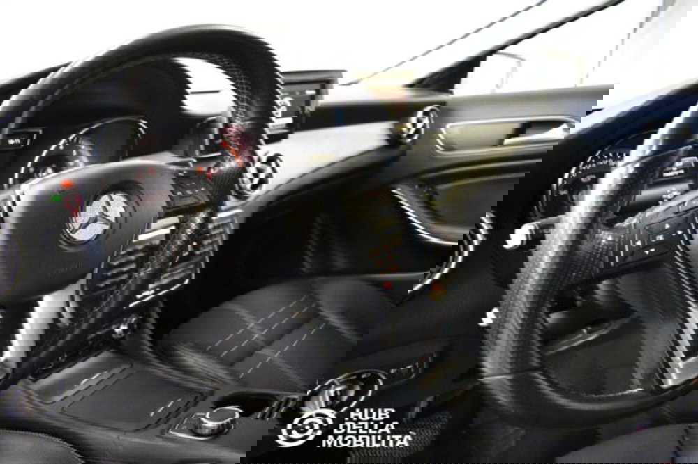 Mercedes-Benz GLA SUV usata a Perugia (18)
