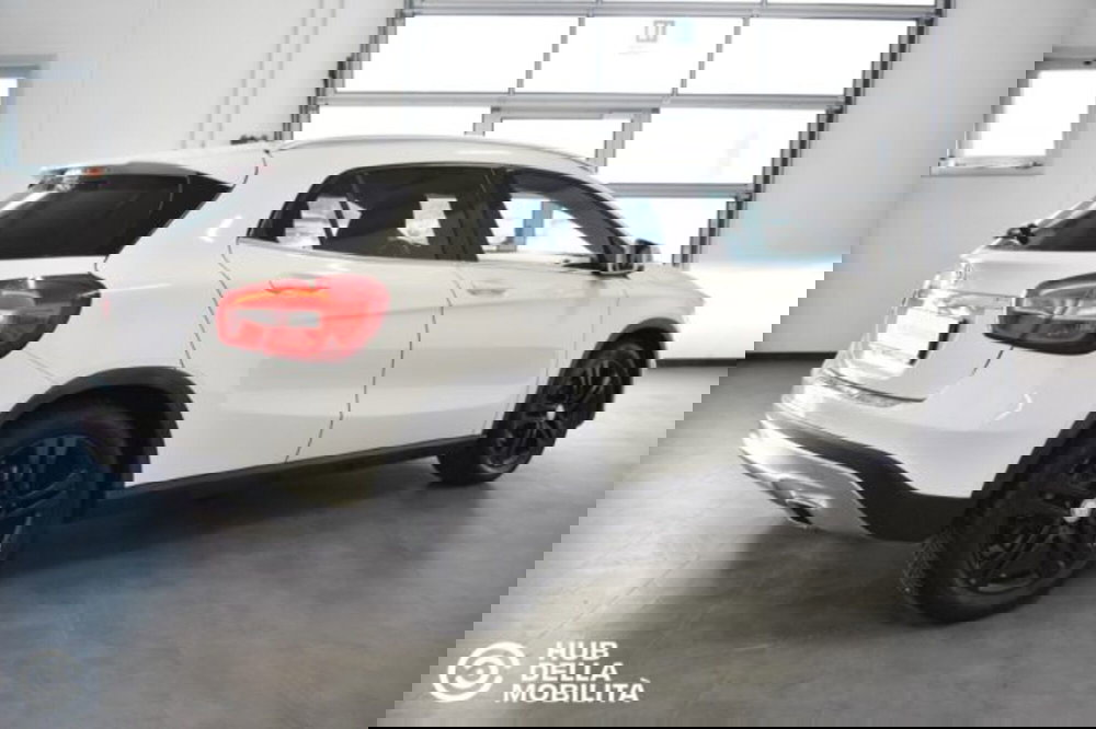 Mercedes-Benz GLA SUV usata a Perugia (4)