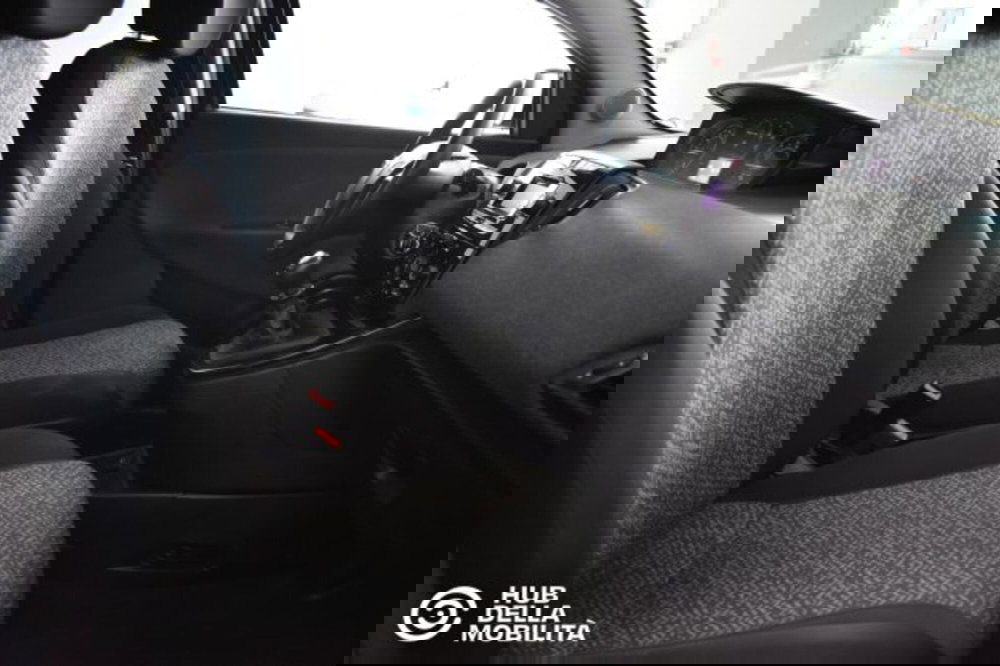 Lancia Ypsilon usata a Perugia (14)