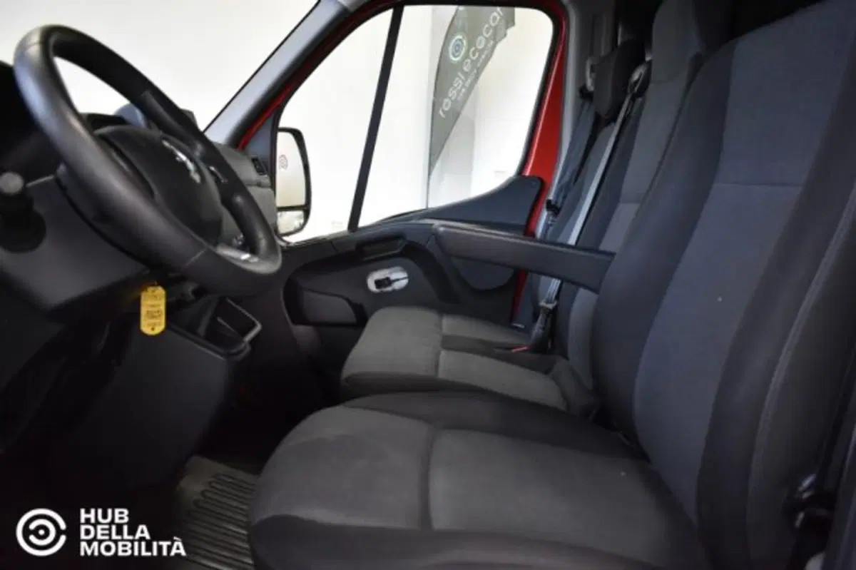 Renault Master Furgone usata a Perugia (16)