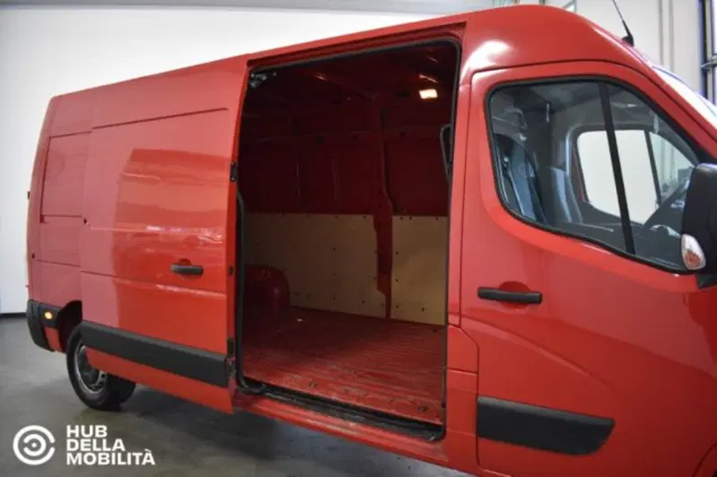 Renault Master Furgone usata a Perugia (8)