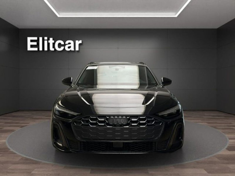 Audi A5 Avant nuova a Novara (3)