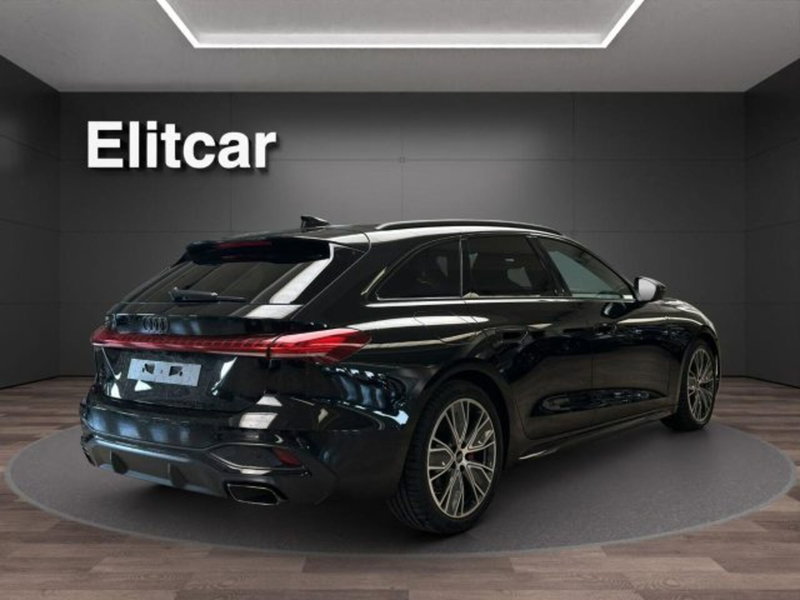 Audi A5 Avant nuova a Novara (5)