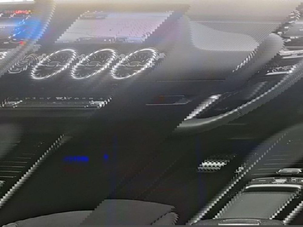 Mercedes-Benz GLA SUV usata a Novara (7)