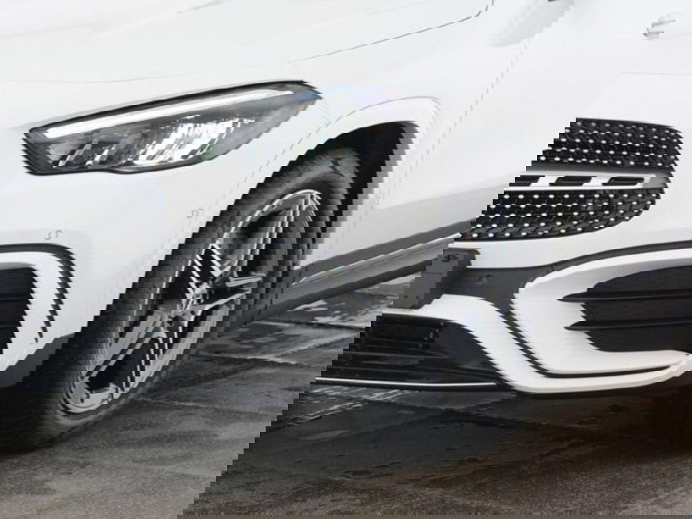 Mercedes-Benz GLA SUV usata a Novara (9)