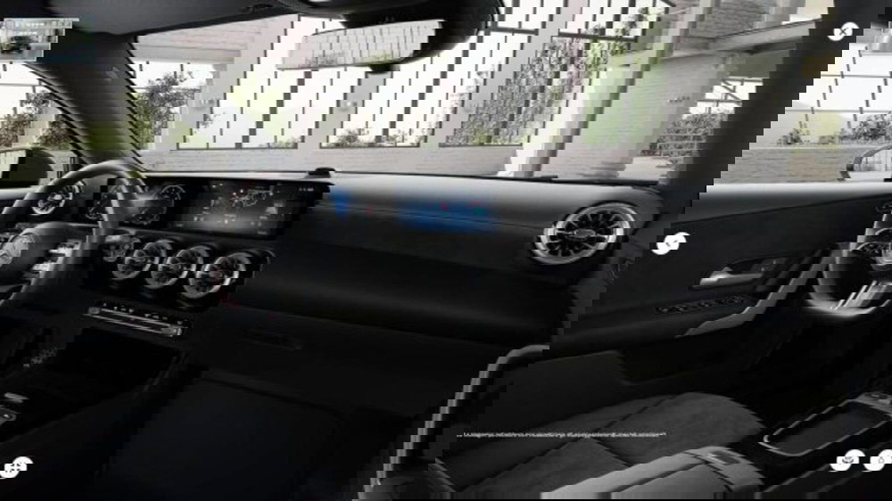 Mercedes-Benz Classe A Sedan usata a Novara (9)